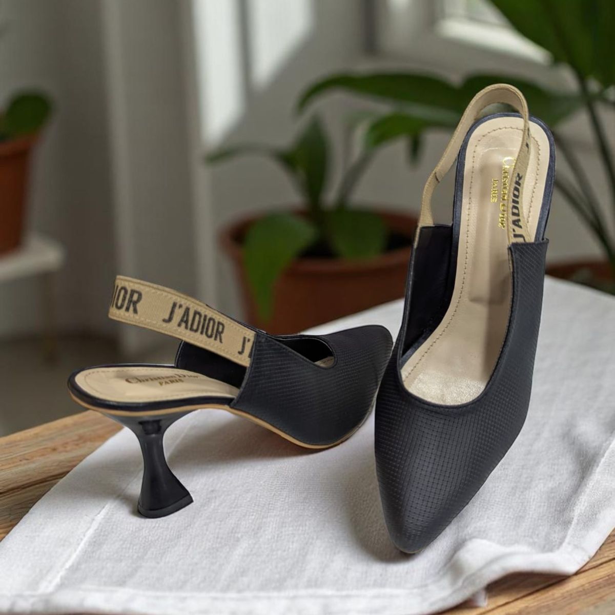 Jimena Slingback Black Pump With Side Weave Heels Sandal