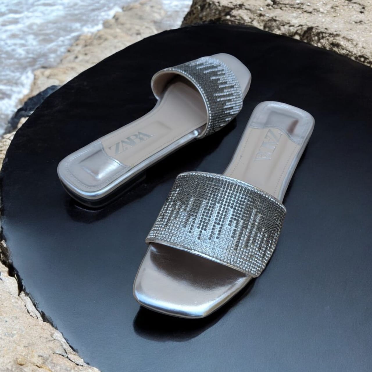 Shining Diamond Flat Silver Slippers